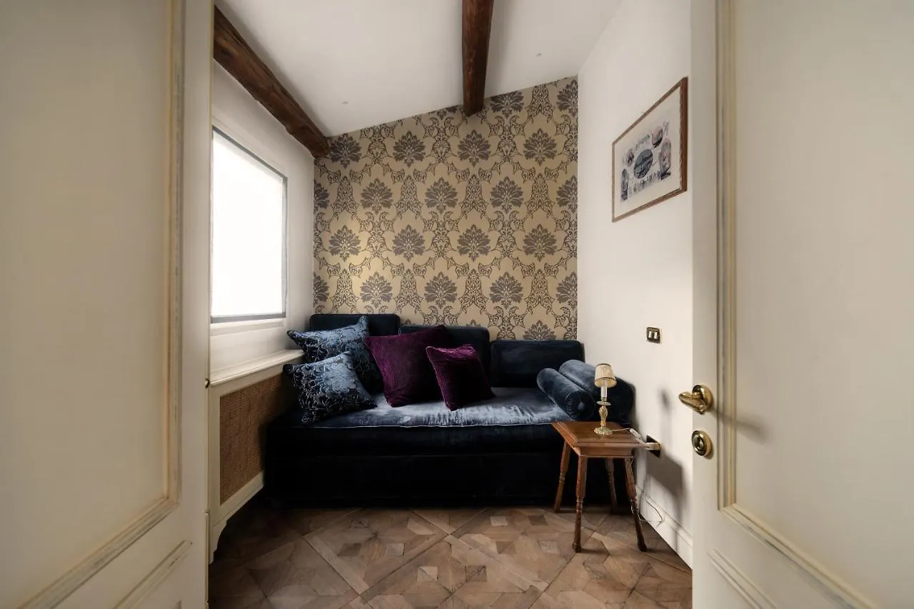Residenza Colombina Apartment Venice Italy